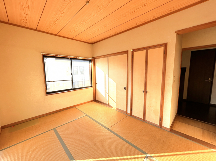 【リフォーム中】和室の写真です。洋室に間取り変更を行います。