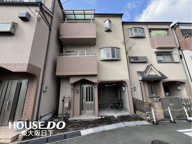 【外観】
●近鉄奈良線「瓢箪山」駅徒歩約3分●商店街