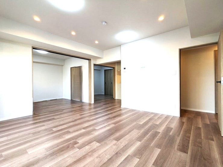 【リビングダイニング】
リビングダイニングの家具の配置を家族で考えるのも楽しいでしょう(^^♪