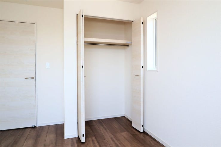 クローゼット 同仕様
お部屋がスッキリ片付きます♪