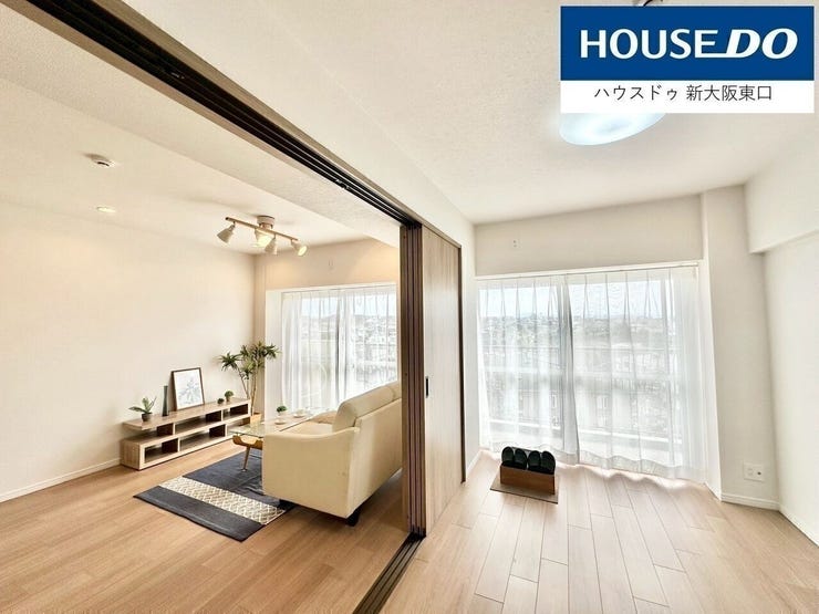 13.6帖広々LDK★日当たり良好えお部屋の中がとても明るく開放的です