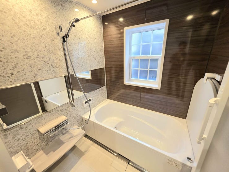 戸建てに人気の1坪サイズ浴室!
洗い場も広く、使い勝手と快適性を兼ね備えています♪