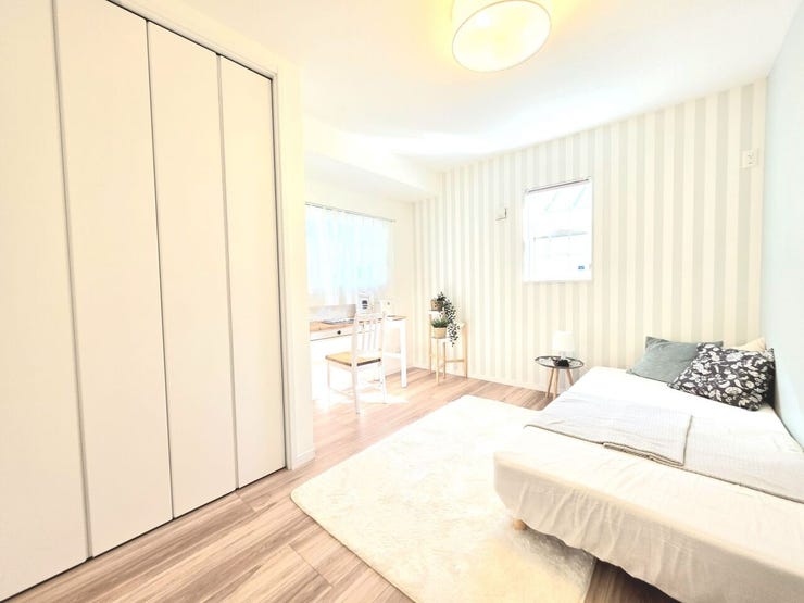 洋室6.2帖は、インテリアの自由度も高く、落ち着いたプライベート空間としてぴったりです!