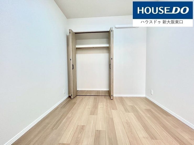 北側の洋室。
こちらもとても明るいですね!