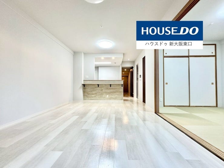 13.9帖のLDK
南東向きのバルコニーがあり、6帖の和室に隣接してます。