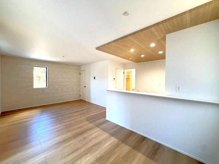 ◇ご来店方法◇
ナビで「ハウスドゥさいたま北宿通り」で検索♪
ローソンストア100に駐車場に4台駐車可能!
手ぶらでOK!キッズスペース完備でお子様ずれでも問題なし!