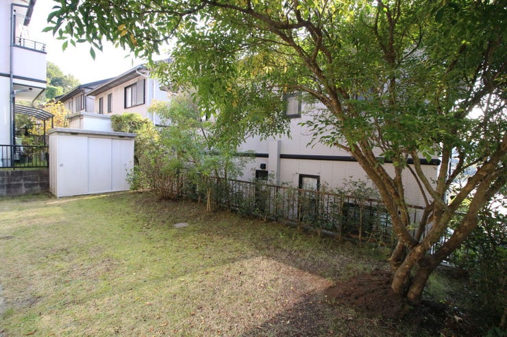 広いお庭は使い方様々!!週末にはお友達とBBQを楽しむこともできますね♪