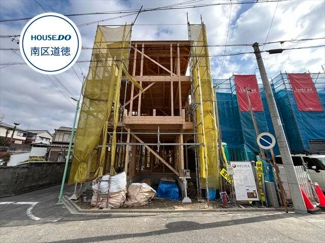 2階にリビングが配置されます。プライベート性も高く、落ち着いて暮らせます◎冬暖かく、夏涼しいのが嬉しい、複層ガラスや床暖房、食洗器が搭載されます!