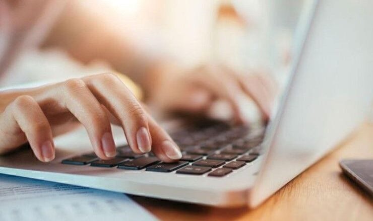 【インターネット使い放題】プロバイダーがセットになった常時接続型インターネットサービスを採用しています。インターネットサービスデスクの専門オペレーターが電話対応いたします。使用料は管理費に含まれます。