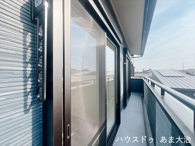 網戸付きで初期費用も安心。