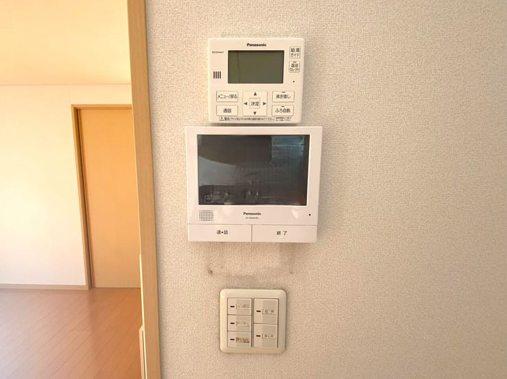 モニター付きインターホンもあるので、来客時も安心♪