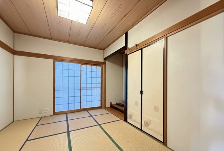 こちらも状態のいい和室です♪
※画像は一部加工しております。