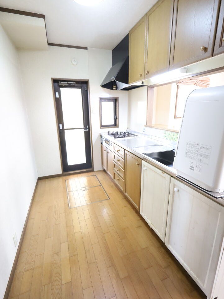 対面式キッチンなので料理をしながら家族とのコミュニケーションが取れます。