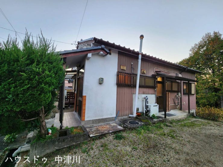 現在は汲取り式ですが、浄化槽設置後の引渡しとなります。