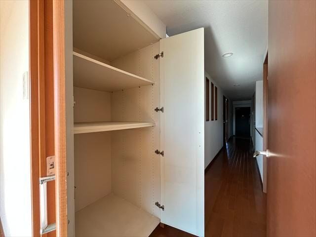 あると嬉しい廊下収納は掃除用品を入れたり、各部屋に収まりきらないものを収納したりと重宝します♪
(2026年1月9日撮影)