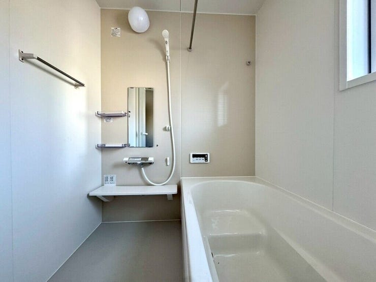 【Bathroom】リラックスできる空間で、一日の疲れを癒し、心身共にリフレッシュできます。