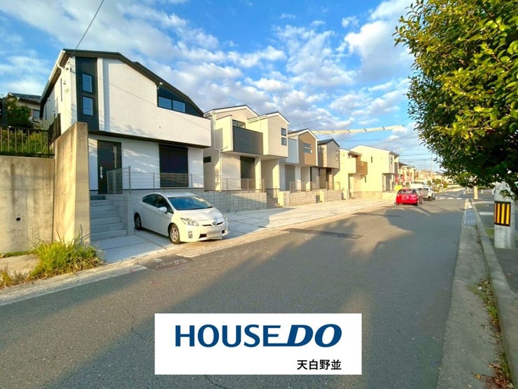 ■□4号棟□■
堂々完成!
内覧等をご希望の方は、お気軽にお問い合わせください♪