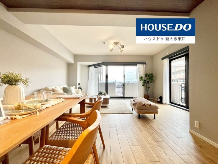 20帖越えで開放感のあるリビングになっております!