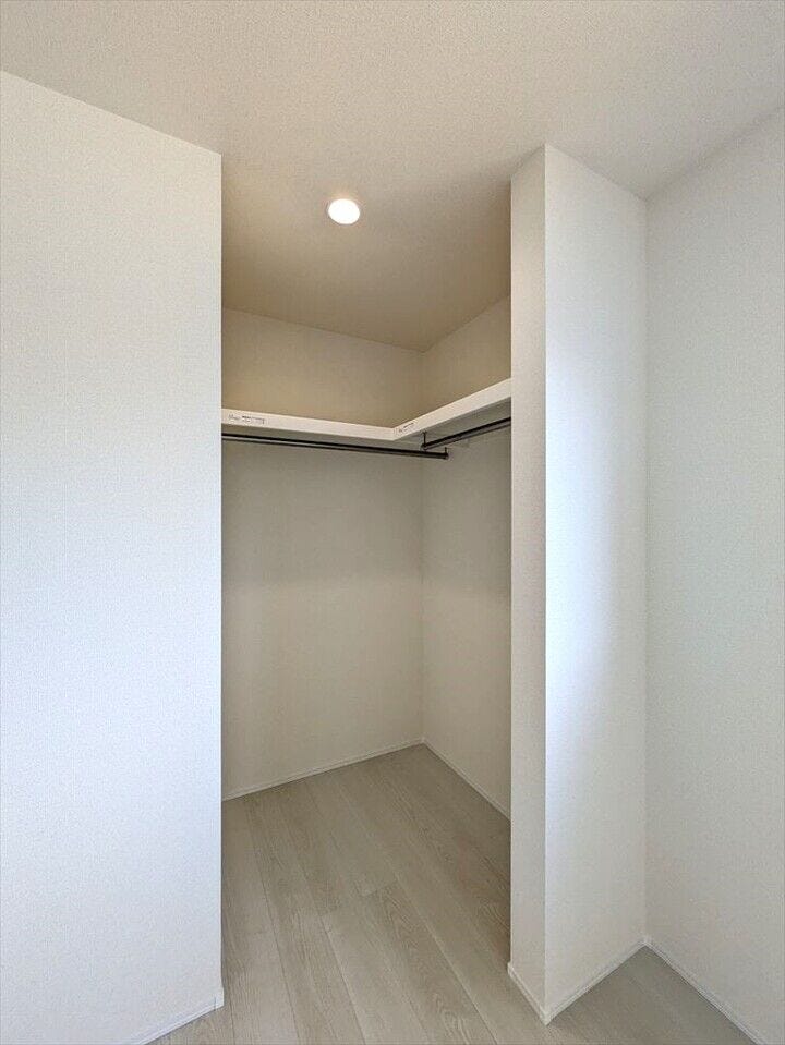 【同社施工例】
全居室収納スペースあり!ライフスタイルが変化するごとに荷物が増えても安心です