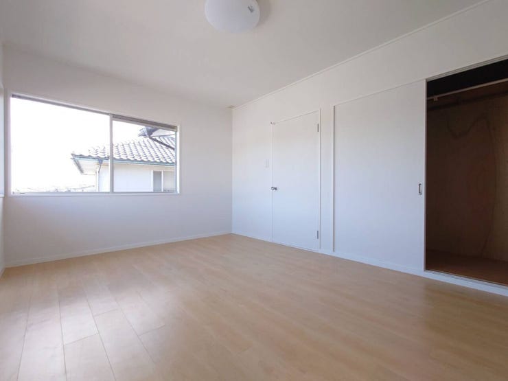 6帖の洋室です。子供部屋や書斎にいかがでしょうか?