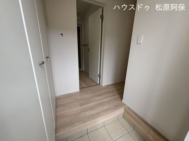 シューズボックスあり