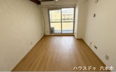 【洋室】
明るい居室