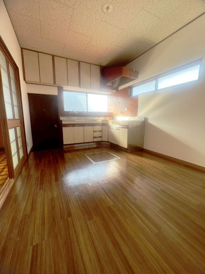 【駐車場2台分】八幡西区東折尾町5DK中古戸建♪即引き渡し可♪則松小学校・則松中学校♪