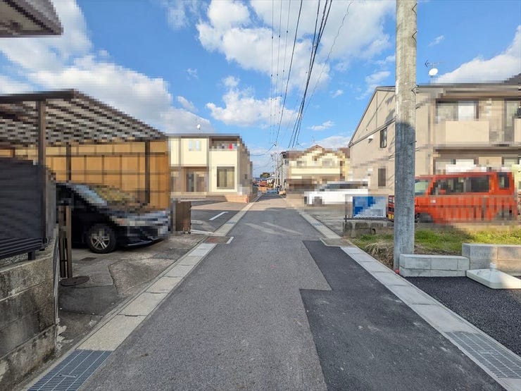 西側道路
2025/11/14撮影