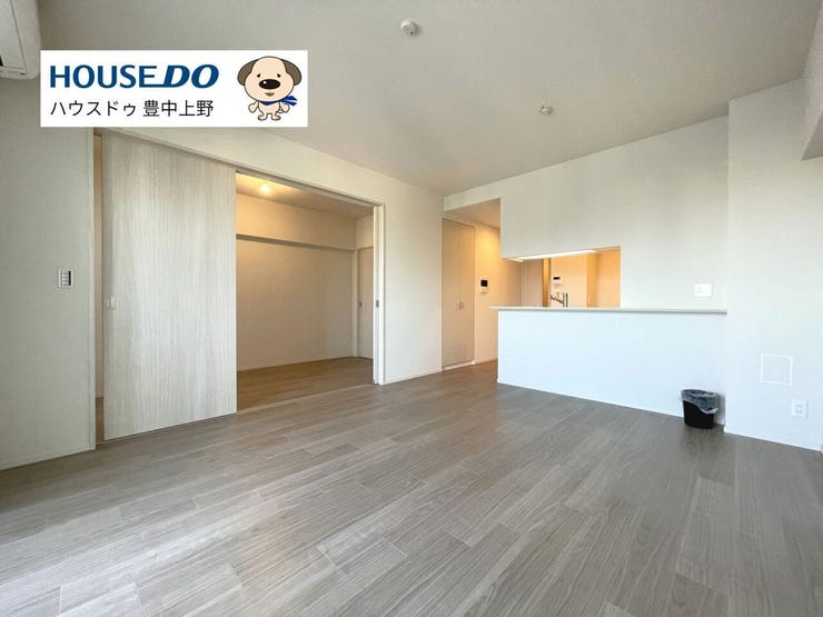 約11.1帖のLDK!コンパクトにまとまっており、2~3人のご家族にはピッタリのお部屋です!