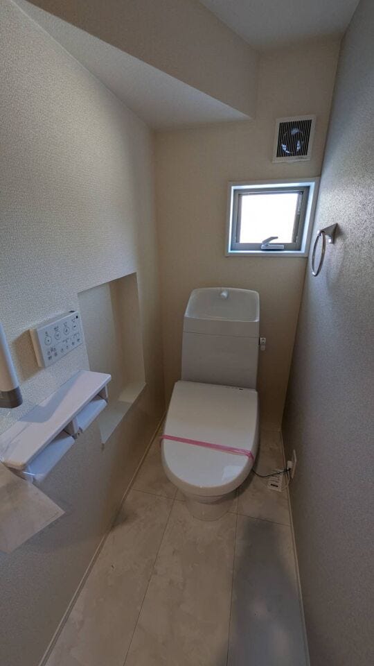 ◇1Fトイレ、ウォシュレット機能付き