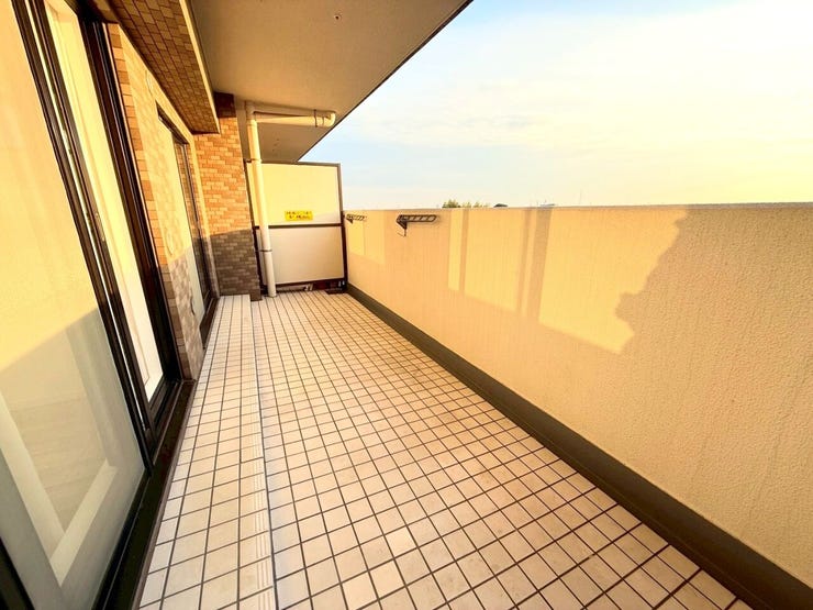 【Balcony】
南西ワイドバルコニー!