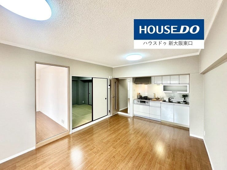 床にも大きな傷はなくピカピカでした。