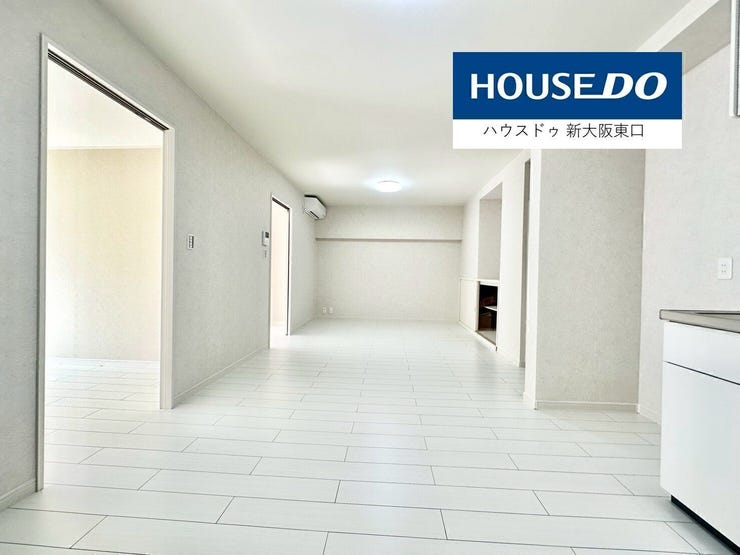 【外観】
鉄筋コンクリート造の頑強なマンションです。
千里丘駅徒歩13分