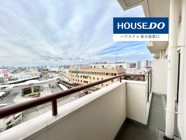 南東向きのバルコニーです。