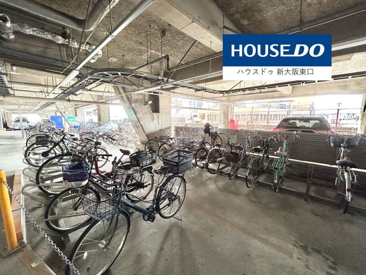 敷地内の駐輪場です。