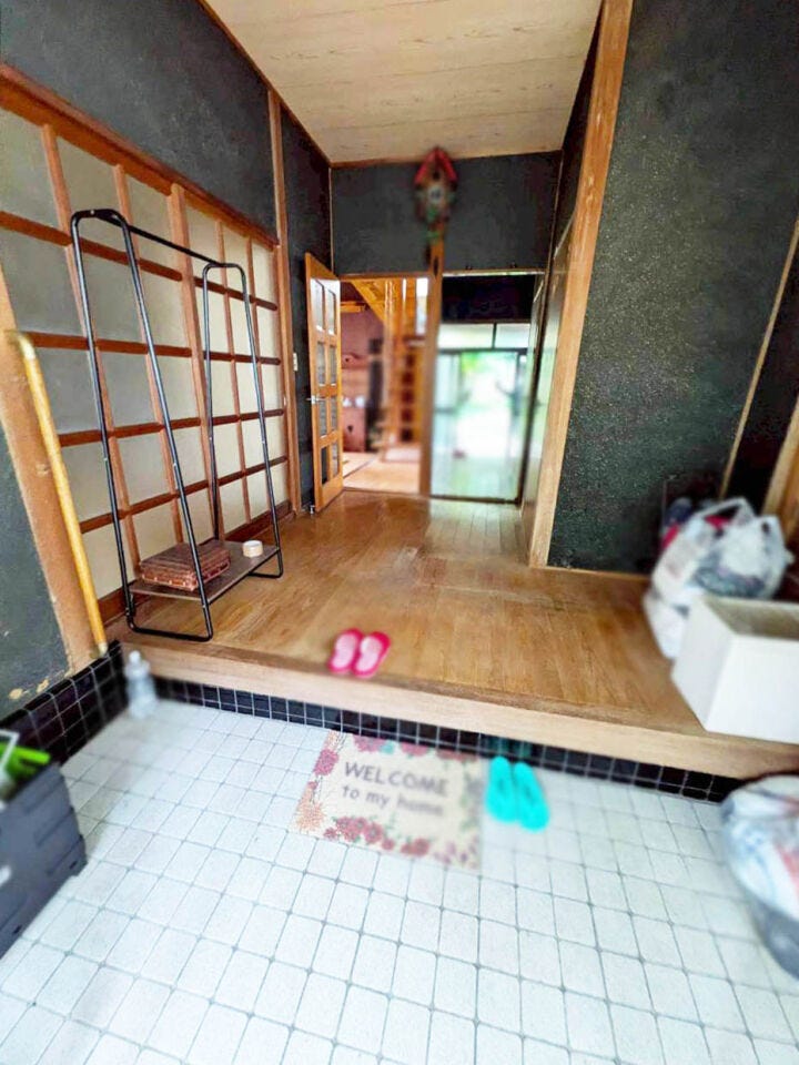 八幡西区中の原1丁目5SLDK 中古戸建♪スーパーまで徒歩約5分♪バス停まで徒歩約6分♪