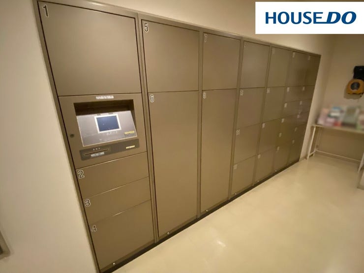 不在時もしっかり荷物が受け取れる宅配ボックス♪配送時間を気にせず注文ができます☆旅先から荷物だけを先に配送することも可能☆