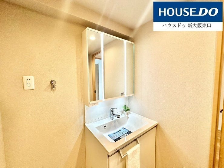 三面鏡★収納豊富