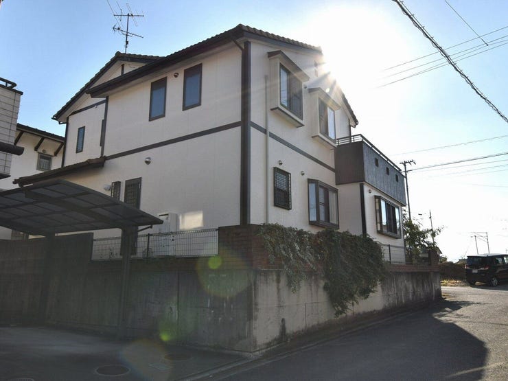 外観を北西側より撮影