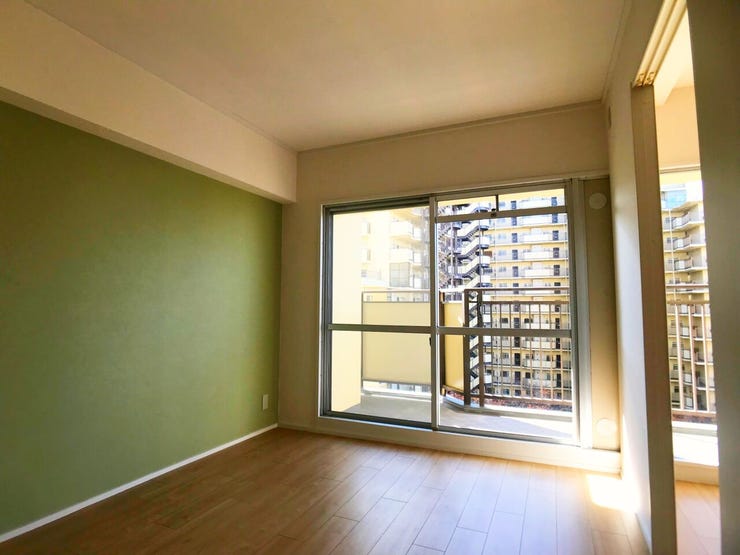 家族がゆったりと過ごせる居間スペース。自然と会話が増える温かい空間です。
(撮影日:2025-11-17)