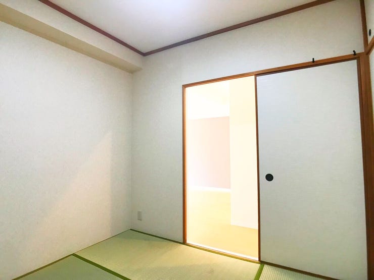シンプルで使いやすい和室。来客時にも便利で、生活に柔らかさをプラスしてくれます。
(撮影日:2025-11-17)