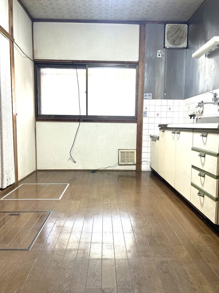 壁付けキッチンのため広くお使いいただけます