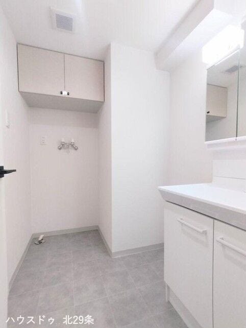 洗面所と洗濯機置き場