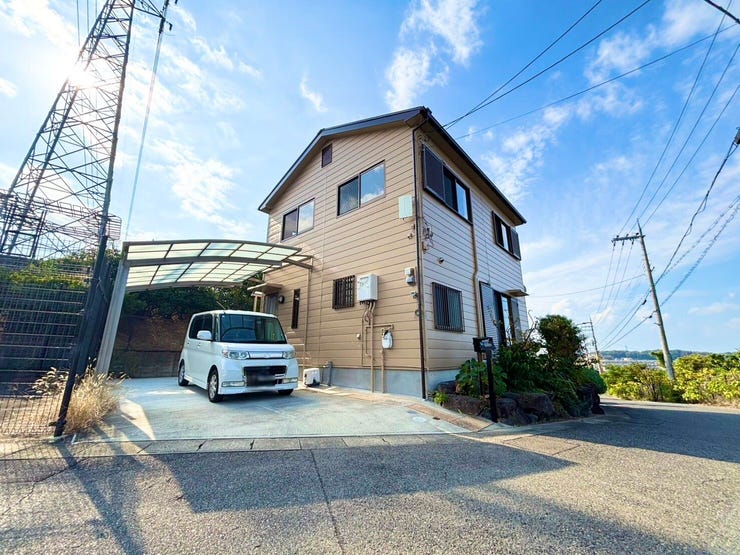 【外観】
角地で眺望良好◎
お問い合わせハウスドゥ岸和田まで!!