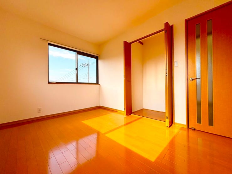 収納スペース付き