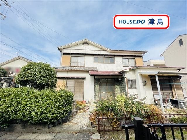 現在上物があり解体後、更地でのお引渡しになります。建築条件のない物件ですので、お好きなハウスメーカーで建築可能です。ハウスメーカー選びでお困りの際もぜひご相談ください。