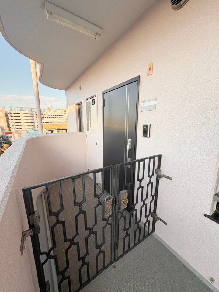 大人気の角部屋となっております!