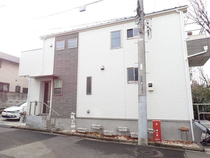 【外観】
家族とのあたたかい時間をすごせる武蔵関公園がすぐ裏手にあります