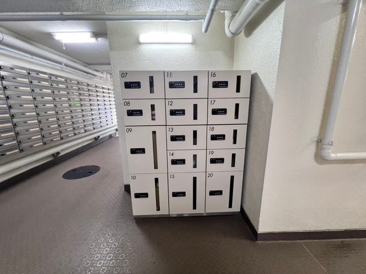 不在時でも安心の宅配ボックス付き!