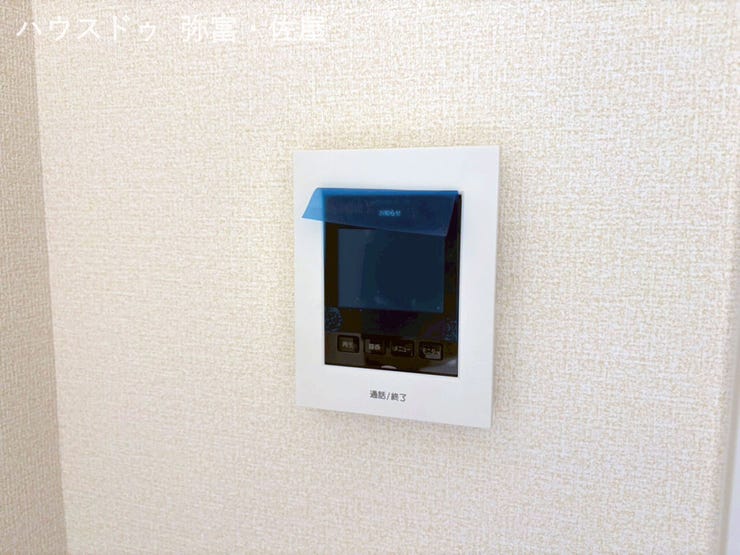 TVモニター付インターホンでセキュリティ面にも配慮♪来客を確認できるだけでなく、録画機能で留守中の来訪者の確認ができます!